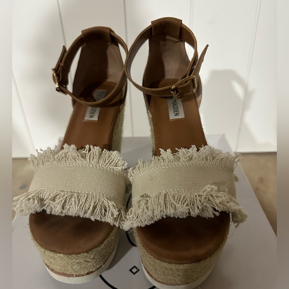 Steve Madden brown and cream wedges size 7